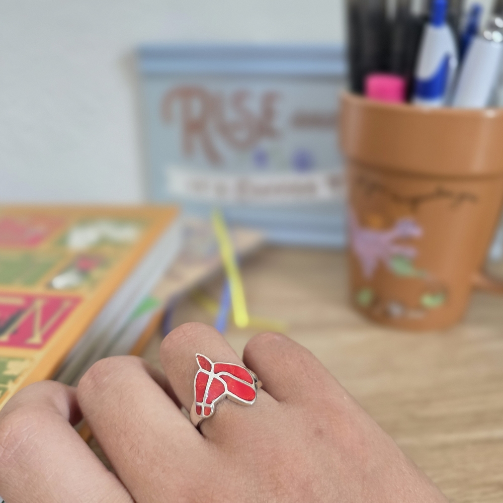 Sterling silver horse ring, inlaid red coral, size 9